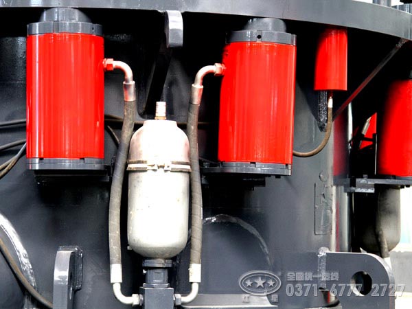 全液压圆锥破碎机的配件