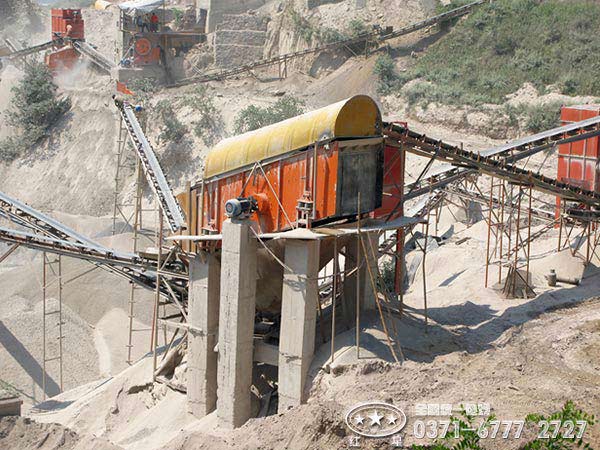 钠长石粉碎工艺客户现场局部图