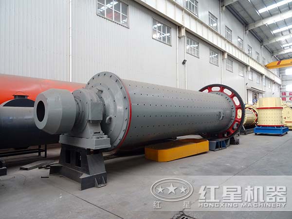 水泥磨机生产车间