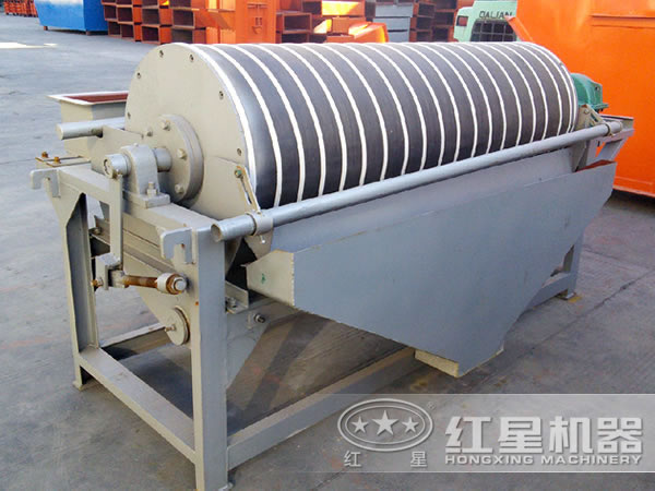 铁砂磁选机侧面图