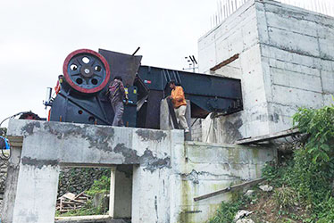 广东煤矸石破碎生产线现场