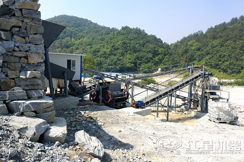 花岗岩碎石机价格及图片大全