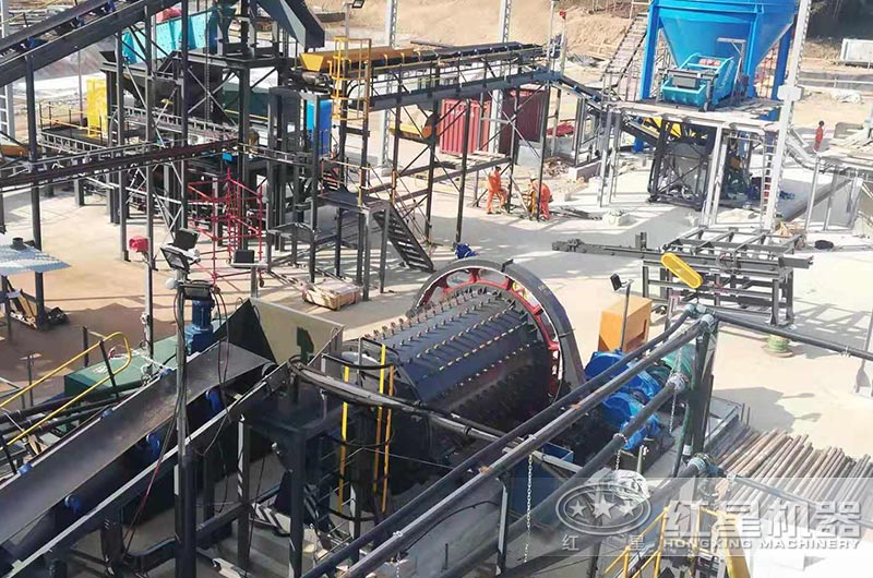 棒磨机工作现场实拍图