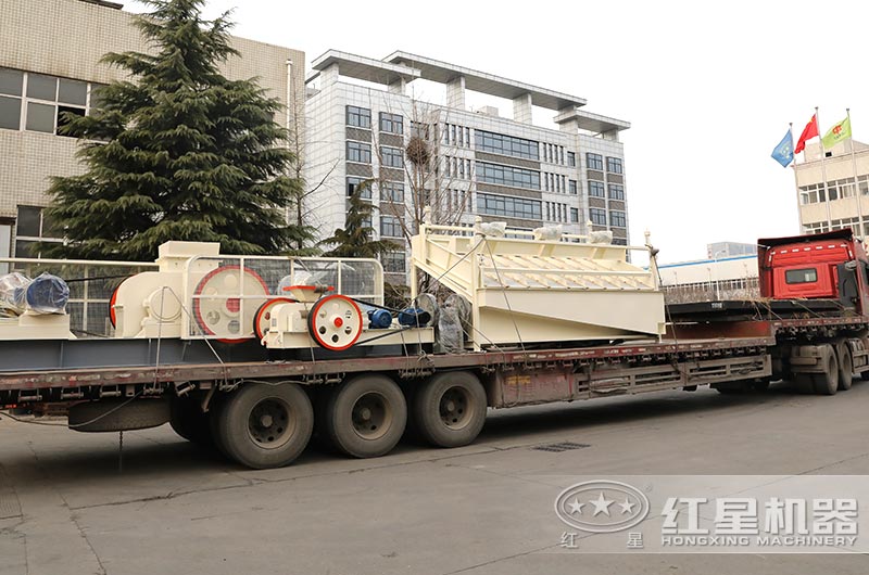 设备装车发货现场