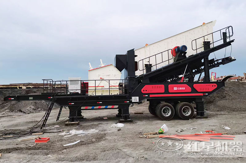 移动反击式粉碎机图片