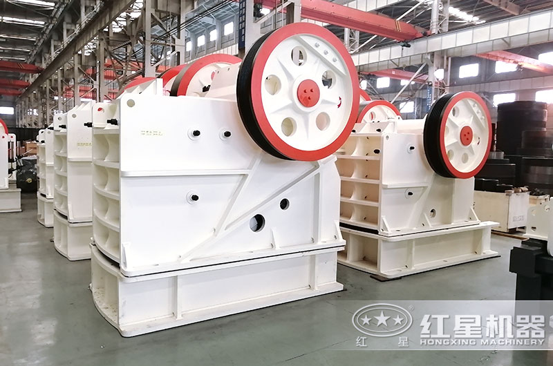 大型粗碎机-颚式破碎机
