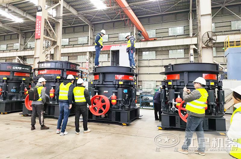 客户来厂考察设备