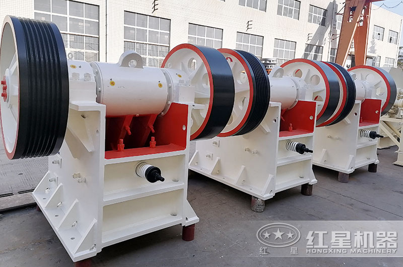 小型石头颚式破碎机图片