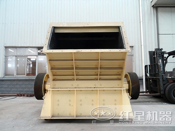 1315反击式破碎机时产量可达多少吨？