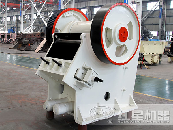 对比传统鄂破机，新一代欧版鄂式破碎机具有哪些优势？