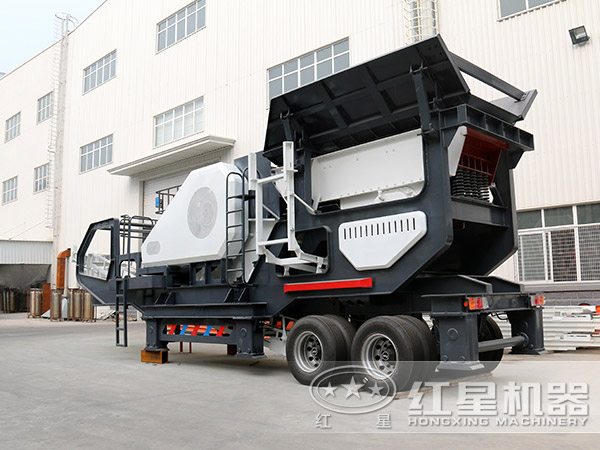 多功能,便捷式移动碎石机就是这么强！