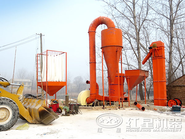 雷蒙磨粉机施工现场