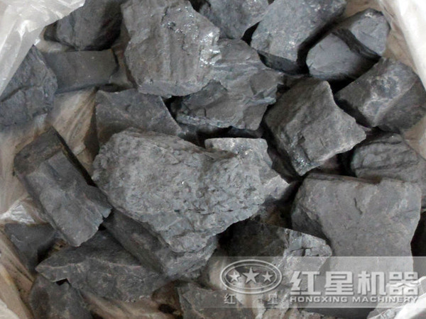 一台用于破碎煤矸石的移动粉碎机_70吨/小时，出料粒度20以下