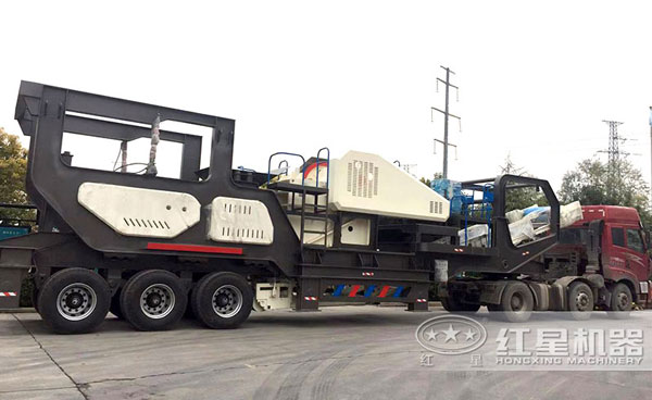 轮式流动砂石破碎车，高产、快捷，时产百吨毫无压力