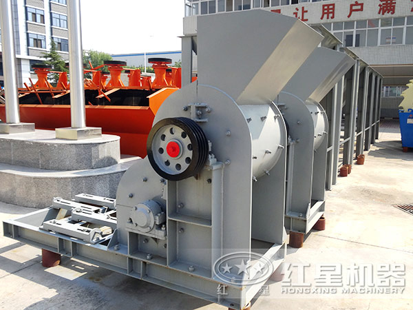 大块煤怎么弄碎？无筛底双级粉碎机来帮忙