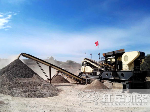 移动破碎车生产现场