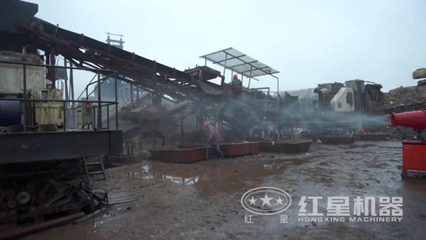 建筑垃圾破碎现场