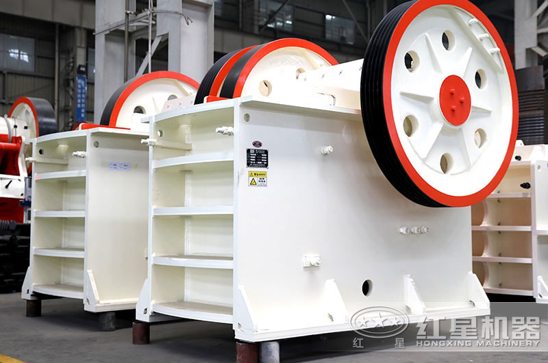 小型鄂式石子破碎机多少钱一台