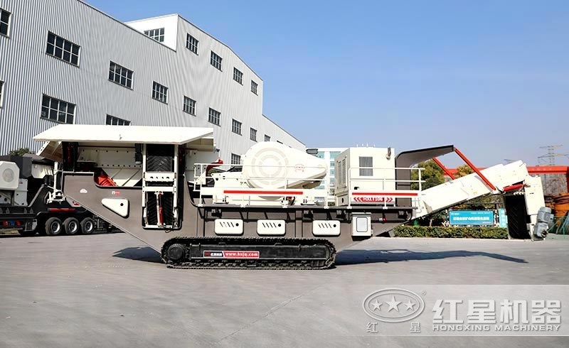 大型采石场用以柴油为动力的履带破碎机更高产、环保