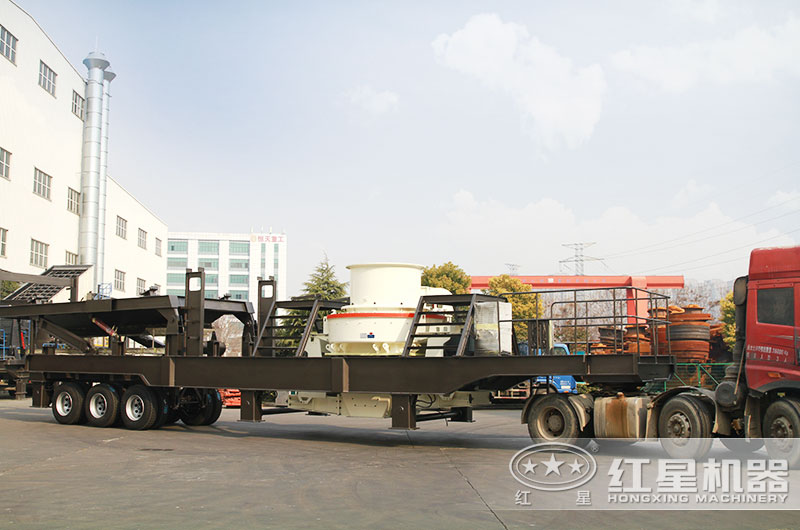 挂上车头奔赴现场的移动磨砂机