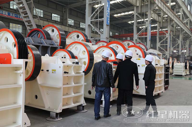 内蒙时产150吨青石破碎生产线安装完成，看看生产效果如何