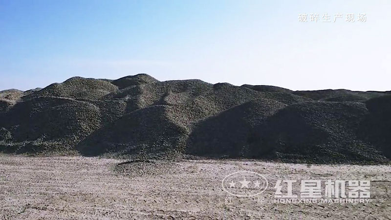 建筑废料破碎机多少钱一台？（内含现场作业视频）