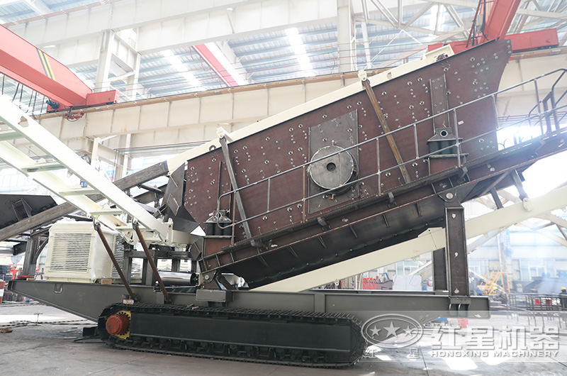 移动履带筛分机生产车间