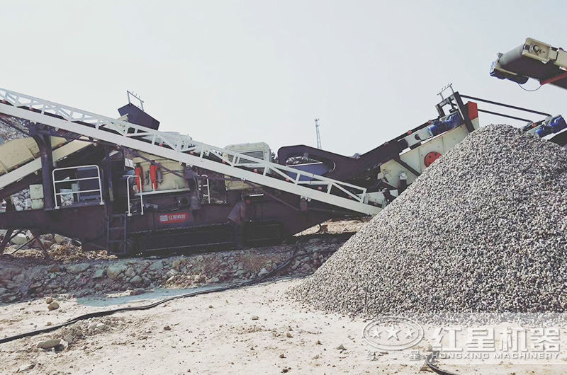 移动设备生产石子现场