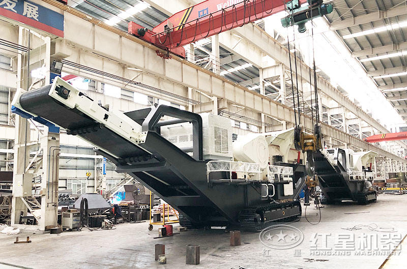 小型移动碎石机生产车间