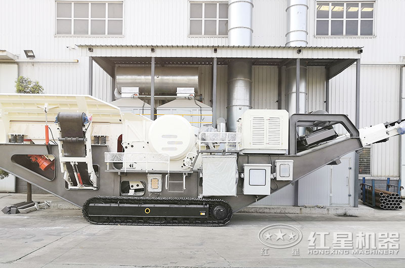 石子生产现场告诉您，履带移动三机破碎效果是多么好