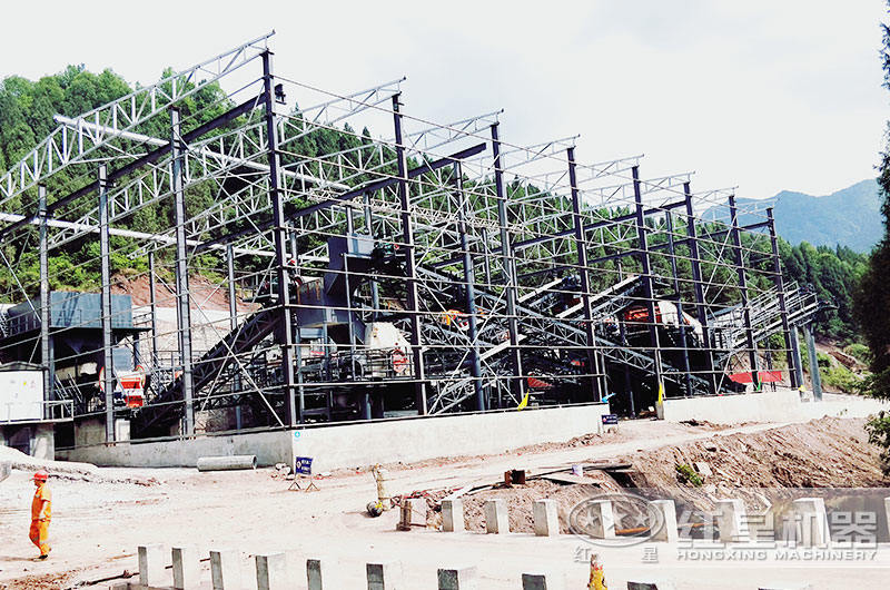 如何降低破碎机粉碎石头时噪音大这个缺点，有没有无噪音的破碎机械？