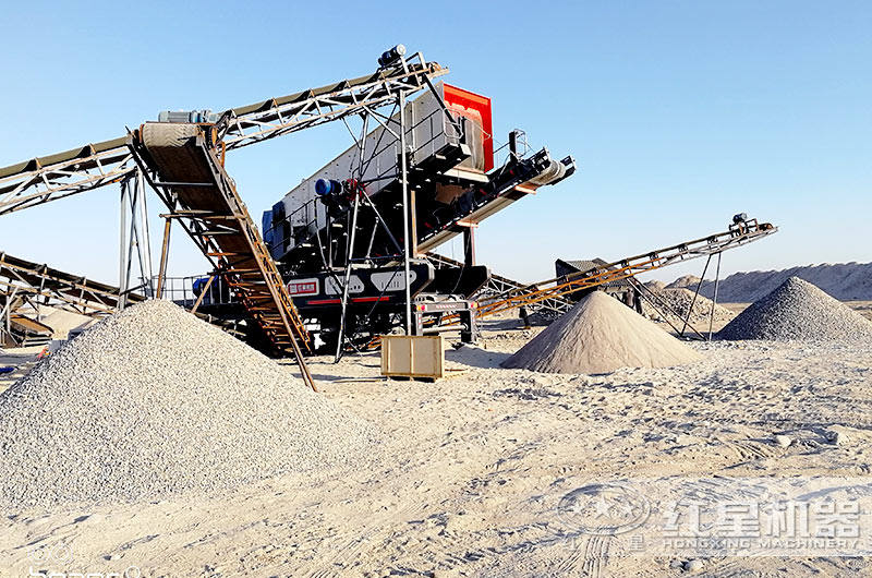 履带式和轮胎式移动破碎站的区别是什么？全方位对比一目了然