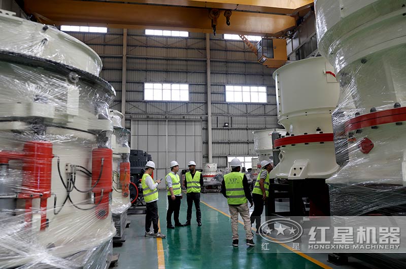 时产1000吨破碎机生产线的设备布置图，附现场生产视频