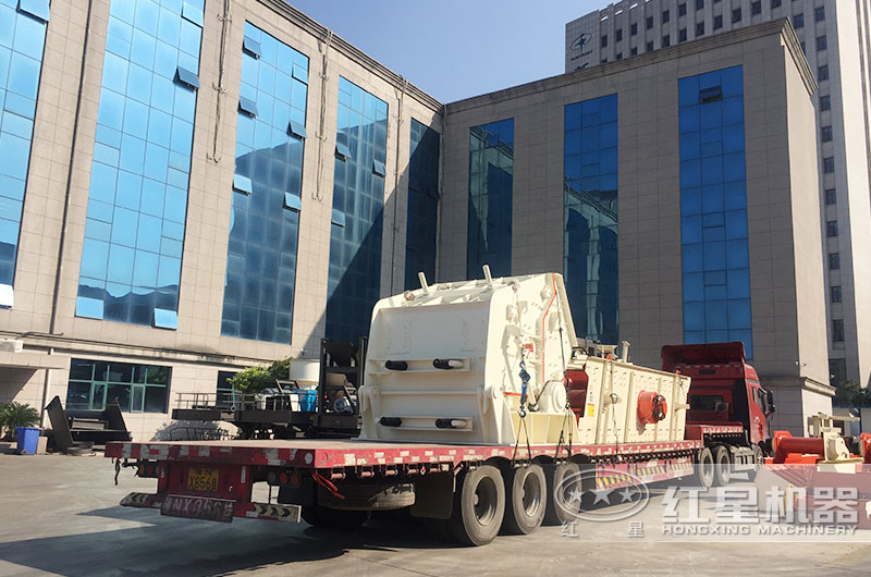 客户反击破装车发货现场