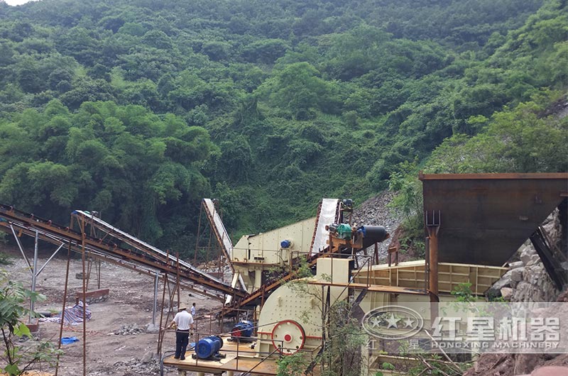 1615型重锤式破碎机生产能力如何，报价是多少