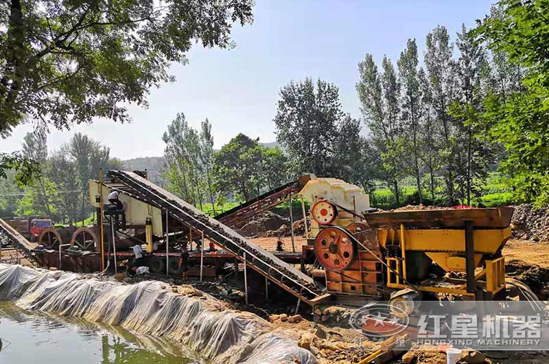 洛阳嵩县石灰岩破碎现场