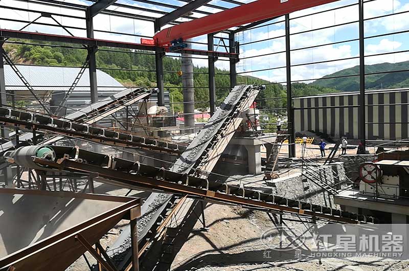 碎石价格多少钱一方？中碎碎石机一天能碎多少吨？多少钱一台？