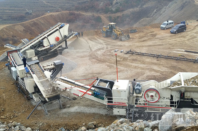 浙江用户的移动破碎生产线现场