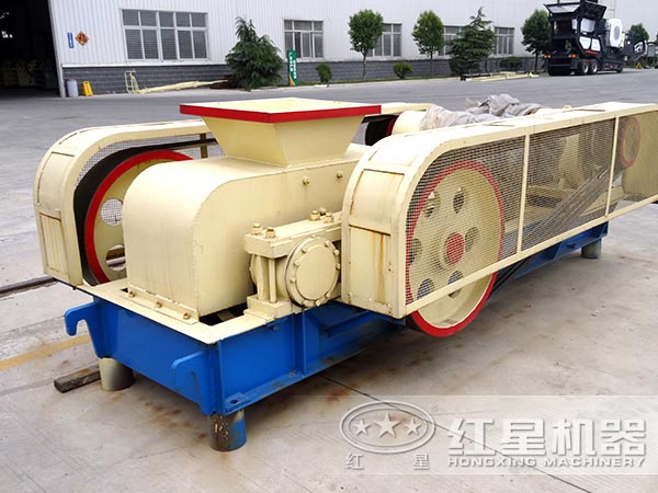 环保型对辊破碎机