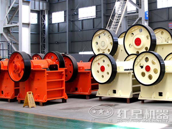 河南有卖时产150吨鄂式破碎机的吗？