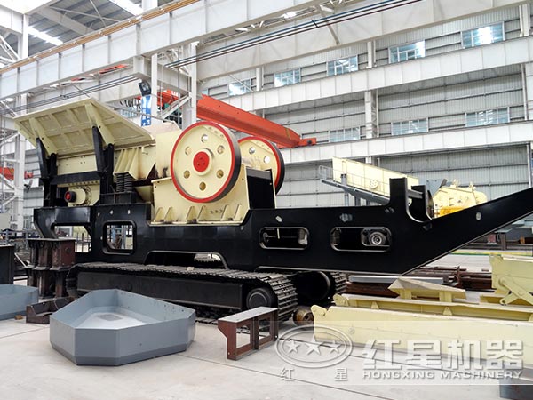 鄂式破碎机种类中的移动鄂式破碎站